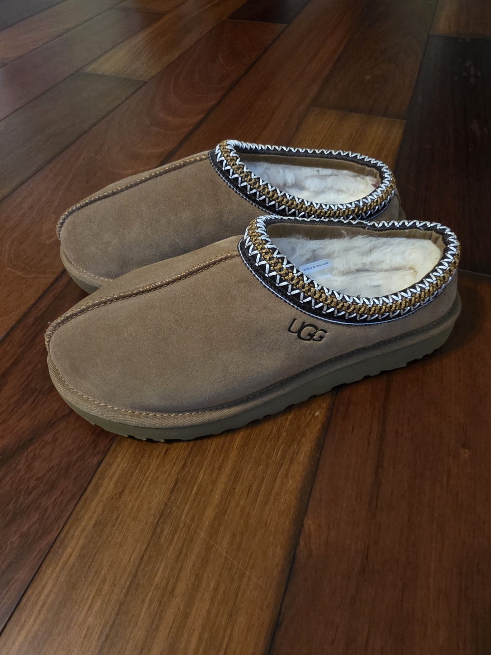 UGG Womens Slip-On Sheepskin Mules in Chestnut Brown